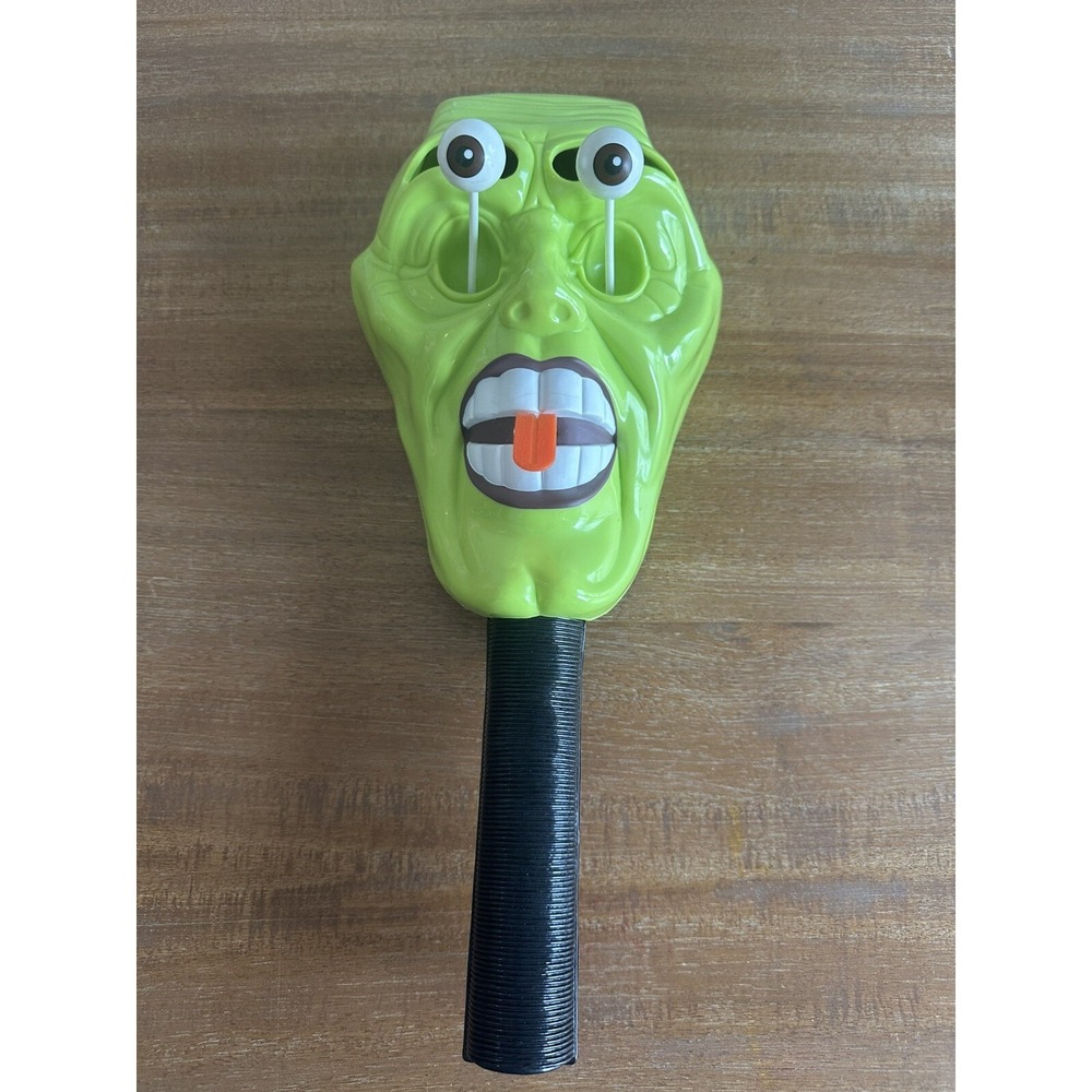1995 The Mask Movie Handheld Face Mask on a Stick Animated Eyes & Tongue New